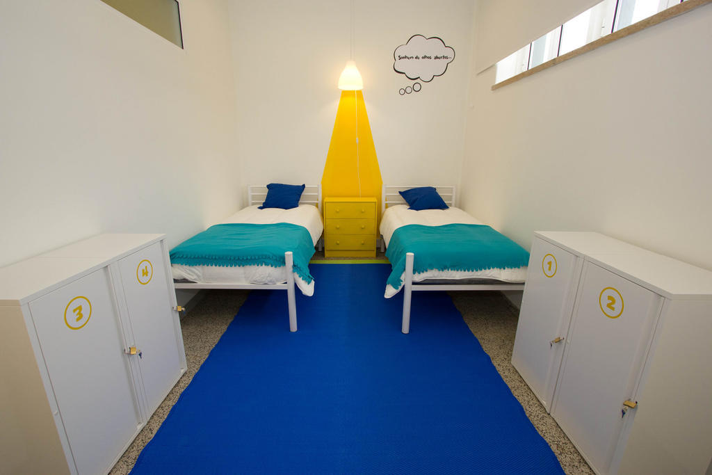 Turismo Do Seculo Hotel Estoril Ruang foto The children's bedroom